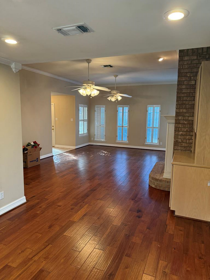Property Photo: 3 Southridge Dr TX 76904