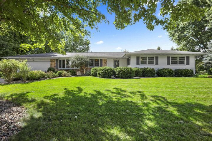3155 Giehler Drive  Stoughton WI 53589 photo