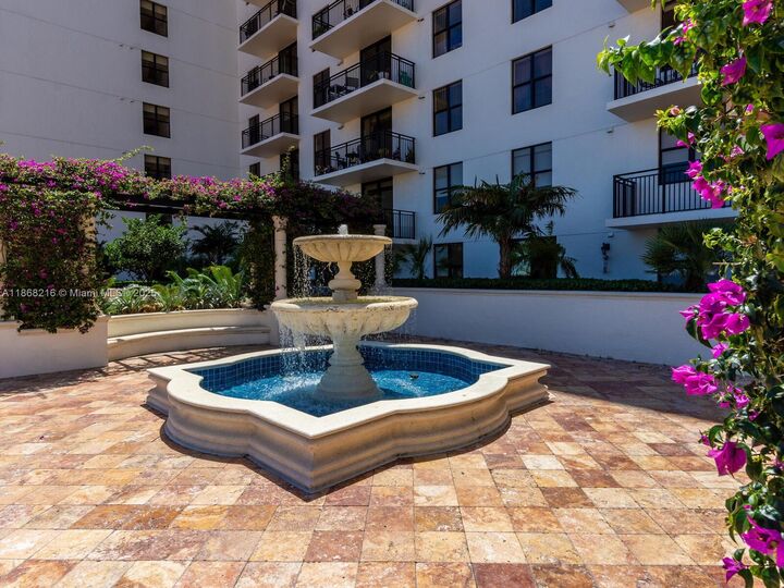 Property Photo: 888 S Douglas Rd 605 FL 33134