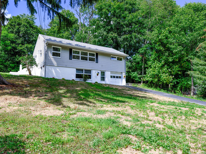 Property Photo: 275 Grannis Street CT 06512