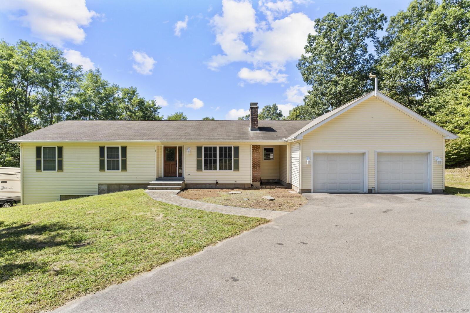 Property Photo:  24 Jobs Pond Road  CT 06480 