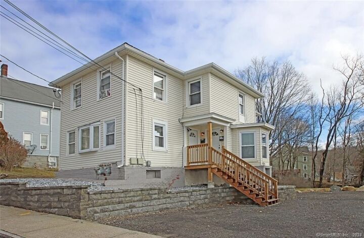 Property Photo: 10 Ells Street CT 06401