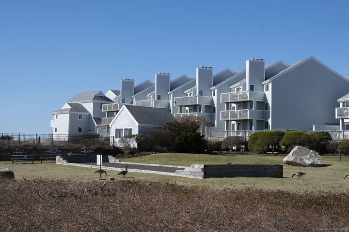 Property Photo:  1 Mansfield Grove Road Apt 306  CT 06512 