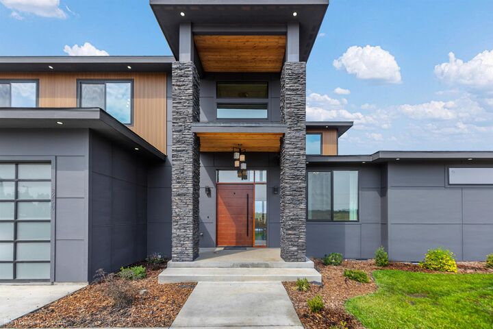 Property Photo:  8250 W Mission Rd  WA 99224 