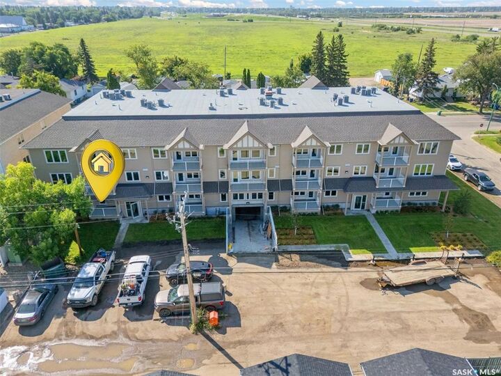 318 108th Street W 102  Saskatoon SK S7N 1P8 photo