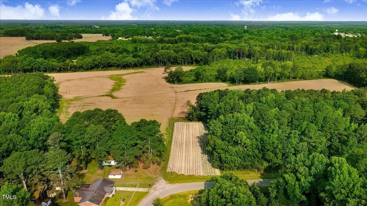 Property Photo: 314 Dead End Road NC 27823