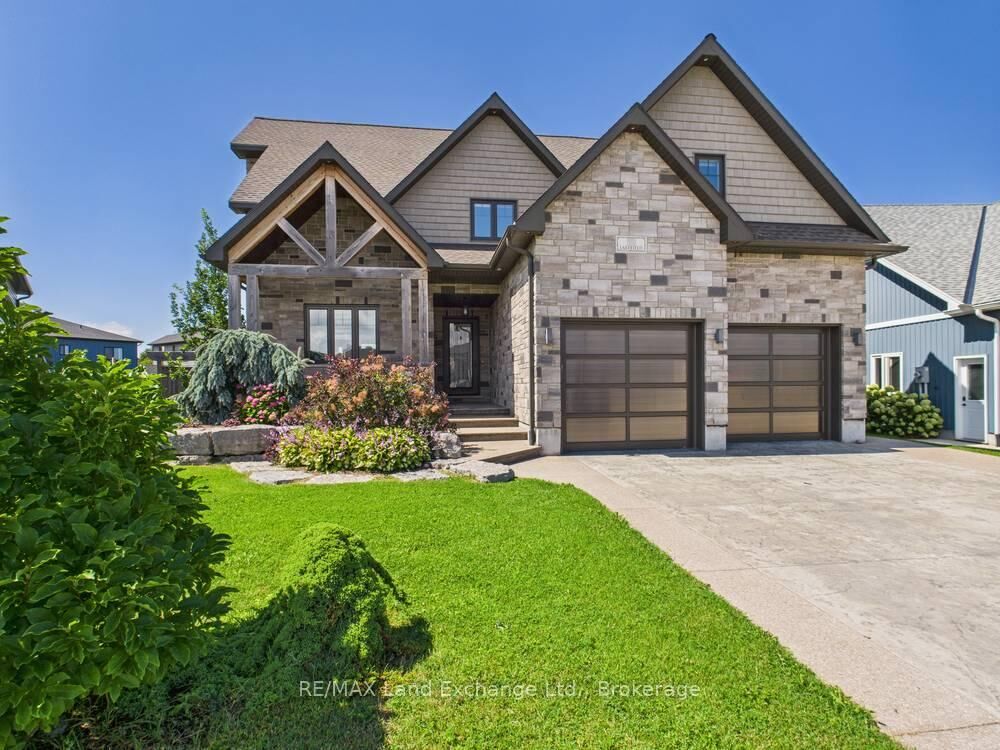 Property Photo:  24 Lakefield Drive  ON N2Z 2N8 