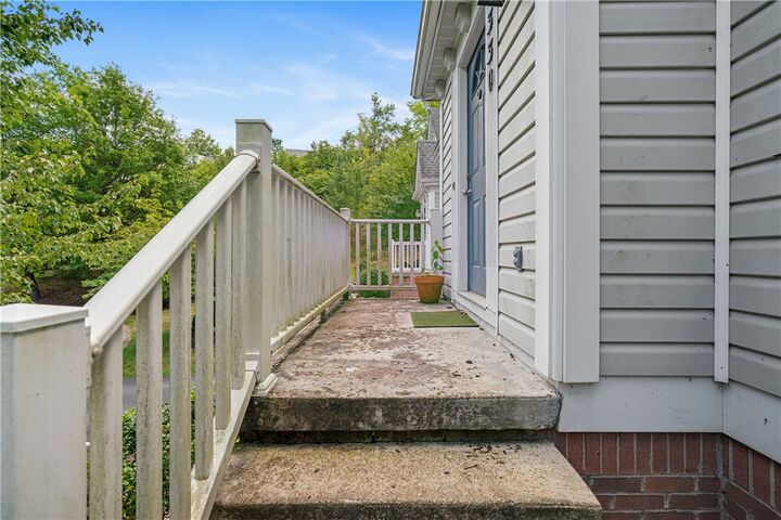 Property Photo:  330 Carriage Way  PA 15317 