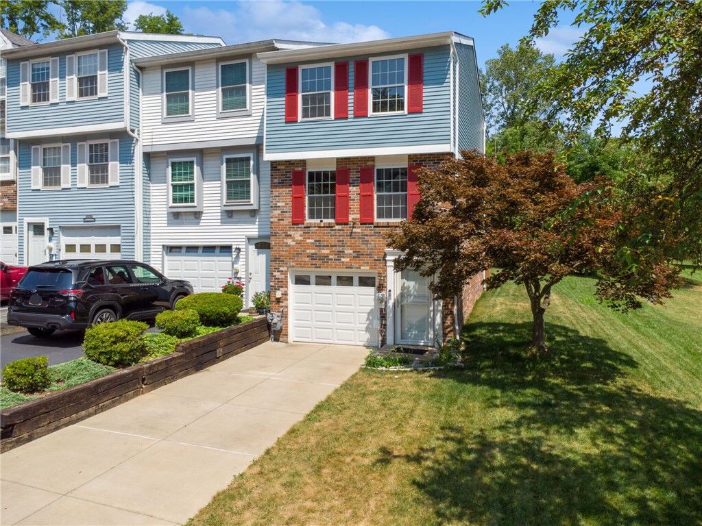 Property Photo: 148 Ligonier Ln PA 15068