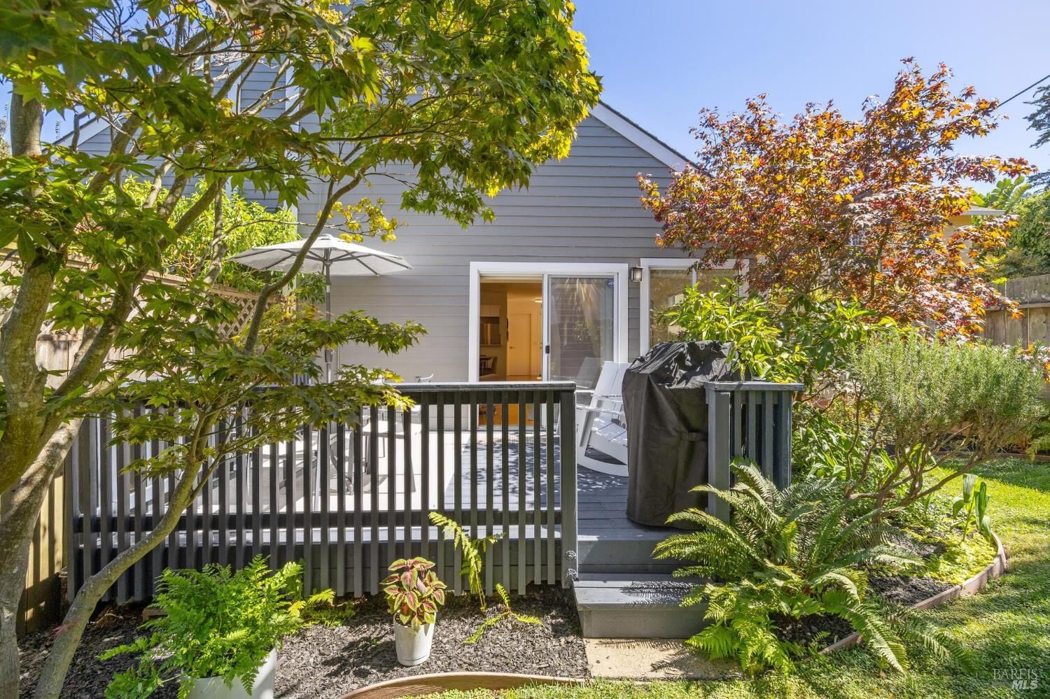 Property Photo: 614 Wateree Street CA 94965