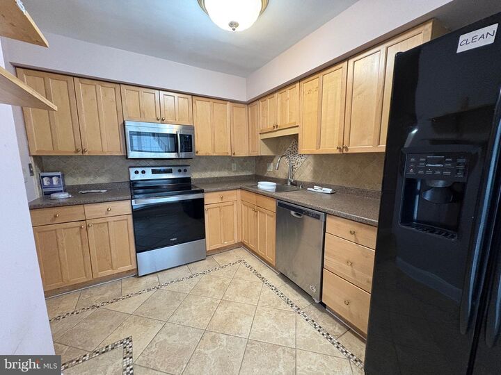 Property Photo: 7653 Stana Court VA 22079