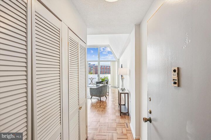Property Photo: 700 7th Street SW 822 DC 20024