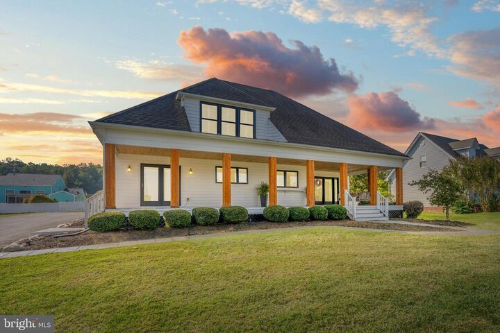 Property Photo:  6029 Potomac Landing Drive  VA 22485 