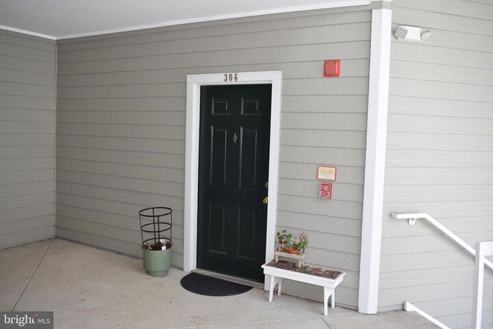 Property Photo: 4413 Fair Stone Drive 306 VA 22033