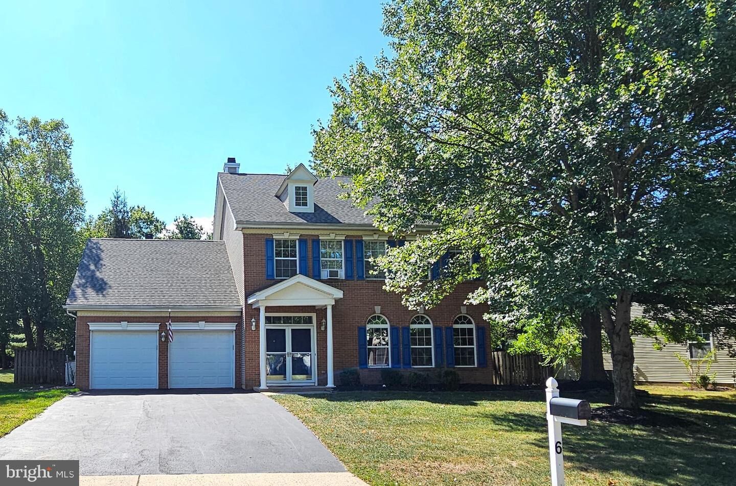 Property Photo: 6 Hedgecroft Drive NJ 08534