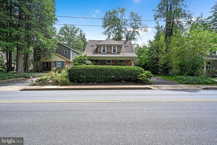 Property Photo: 417 Woodcrest Avenue PA 17543