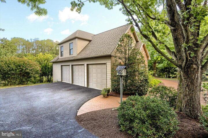 Property Photo: 21 Westwind Drive PA 17043