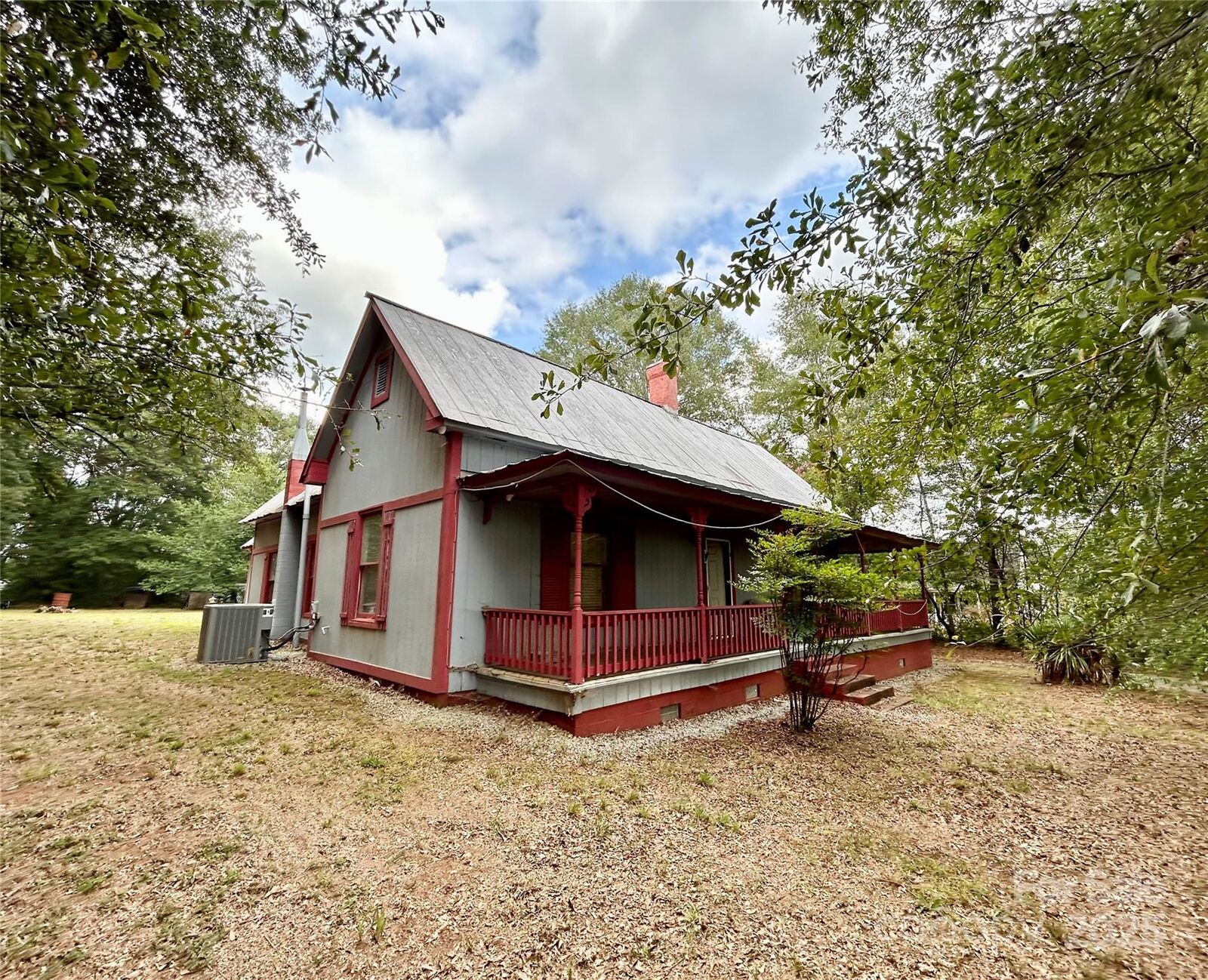 Property Photo:  345 S Pea Ridge Road  NC 28114 