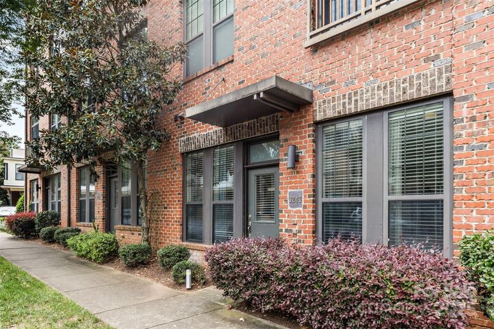 Property Photo: 3247 Noda Boulevard NC 28205