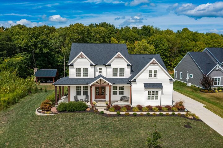 Property Photo: 5995 Sycamore Trail Drive OH 43021