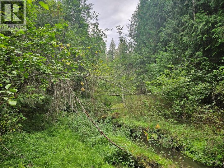 Property Photo:  588 Hagey Road  BC V0B 1K0 