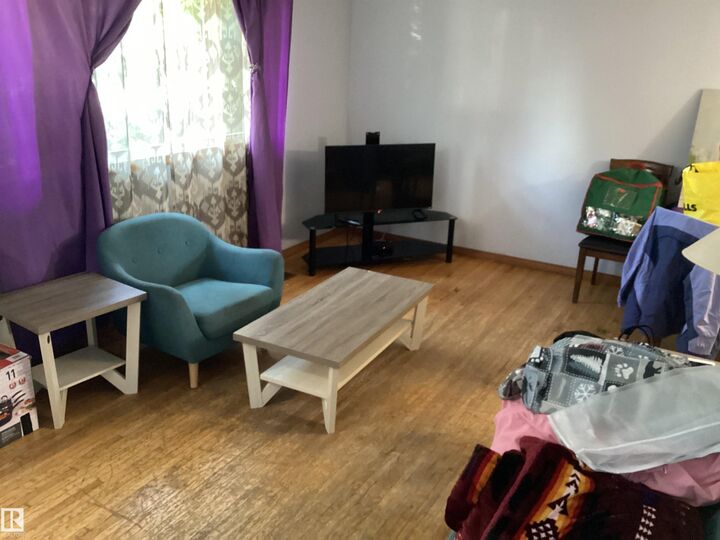 Property Photo: 16131 109A Avenue NW AB T5P 1C5