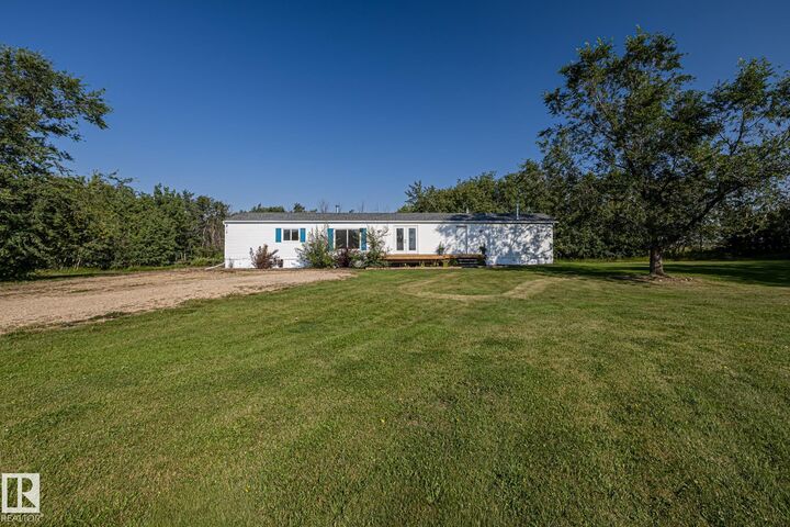 Property Photo: 56430 Rge Road 263 AB T8R 0X9
