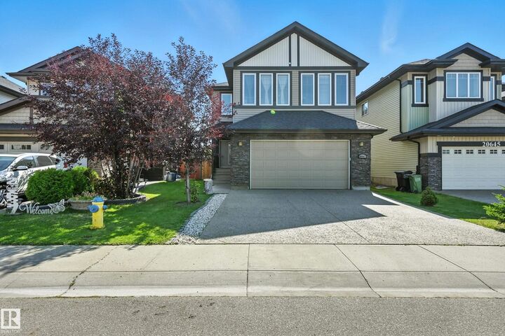 20641 97A Avenue NW  Edmonton AB T5T 4V6 photo