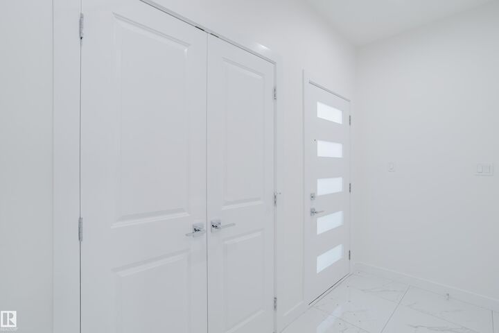 Property Photo: 927 19 Avenue NW AB T6T 2X4