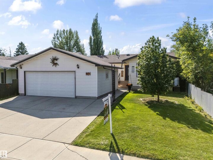 Property Photo: 4611 16A Avenue NW AB T6L 2S3