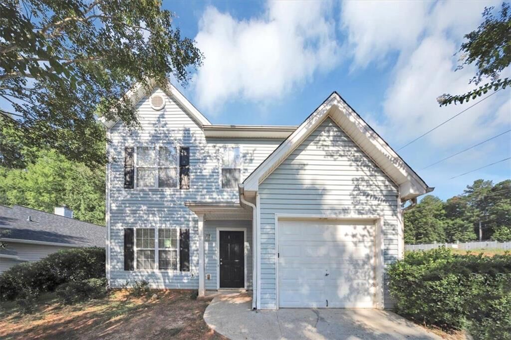 Property Photo:  4273 Chestnut Lake Avenue  GA 30038 