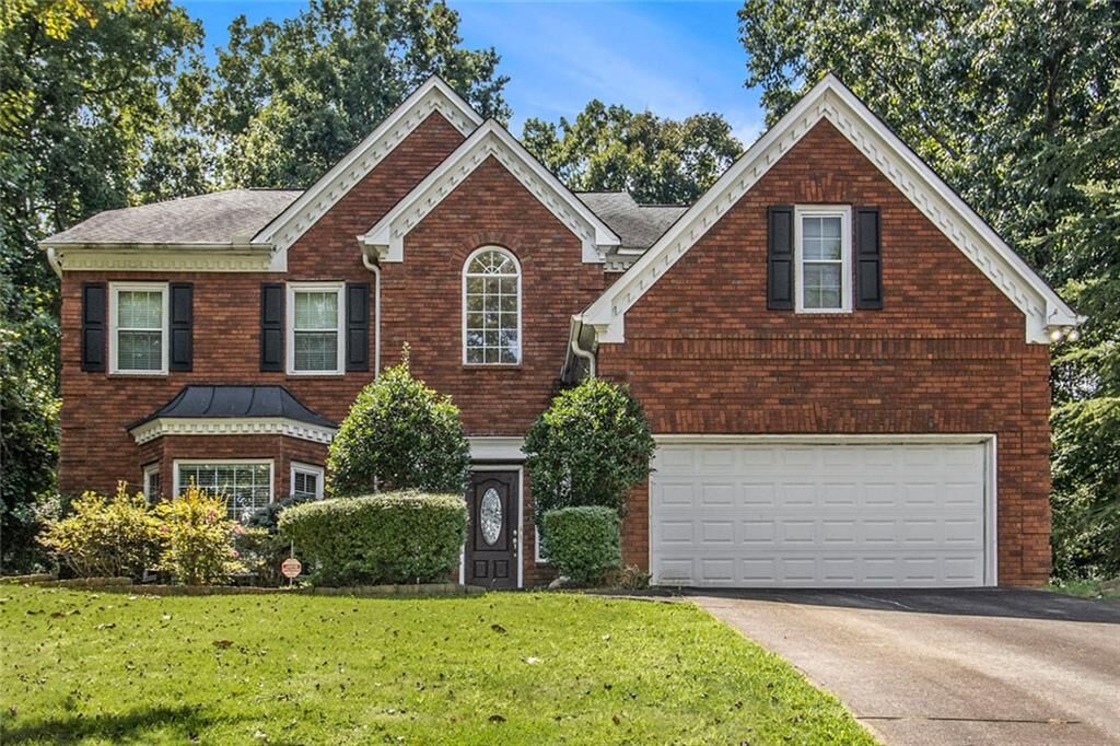 Property Photo: 2464 Shingle Oak Court GA 30043