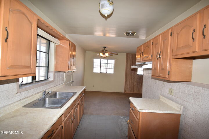 Property Photo: 532 Encino Drive TX 79905