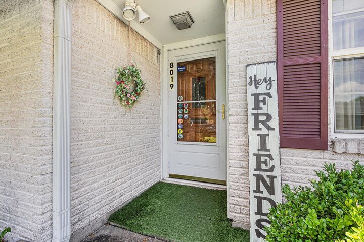 Property Photo:  8019 Sharpview Drive  TX 77036 