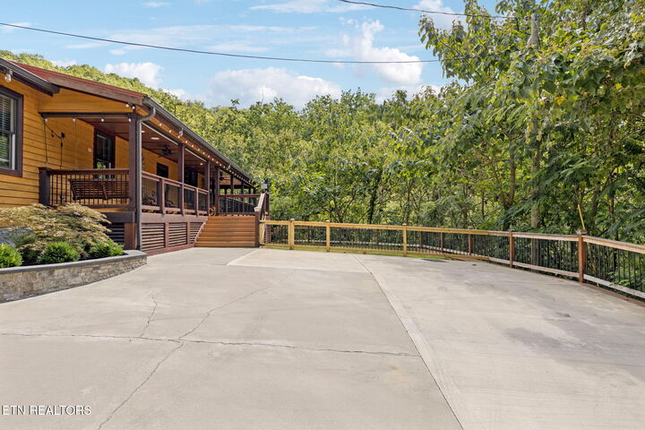 Property Photo: 2029 Windy Lane TN 37876