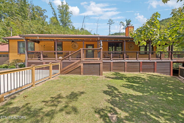 Property Photo:  2029 Windy Lane  TN 37876 