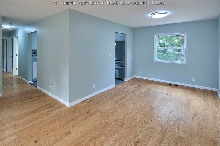 Property Photo: 5113 Hopewell Drive WV 25313