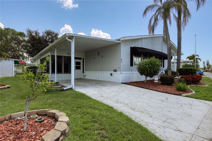 Property Photo:  2100 Kings Highway 63  FL 33980 