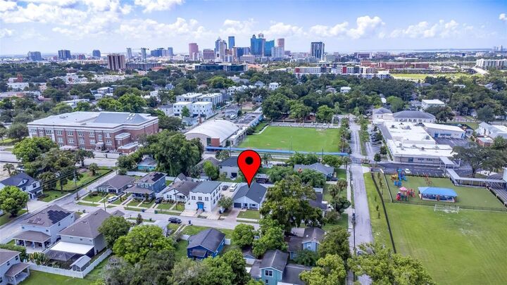 Property Photo: 310 W Warren Avenue FL 33602