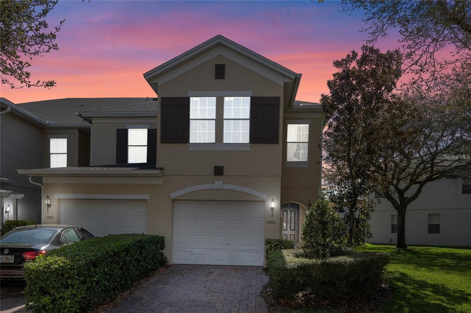 Property Photo: 5896 Strada Capri Way FL 32835