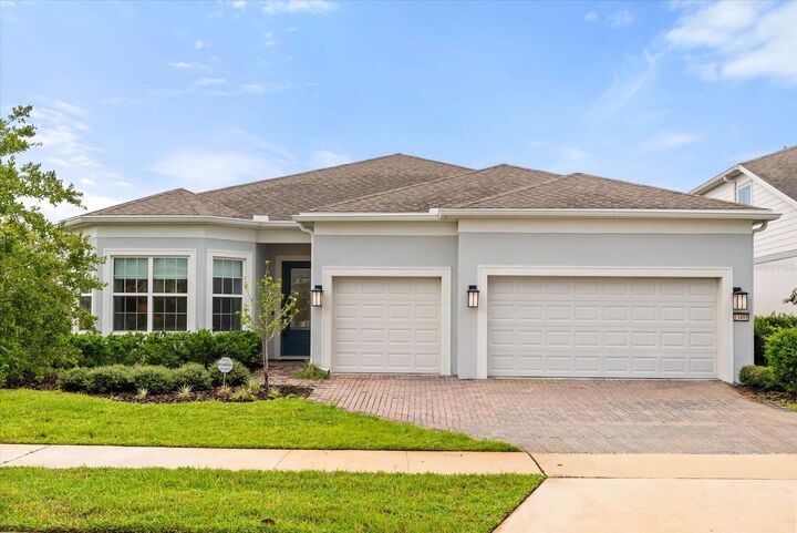 Property Photo: 13401 Panama Beach Court FL 32827