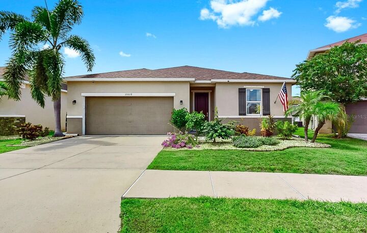 Property Photo: 10608 Aldo Moro Drive FL 33598