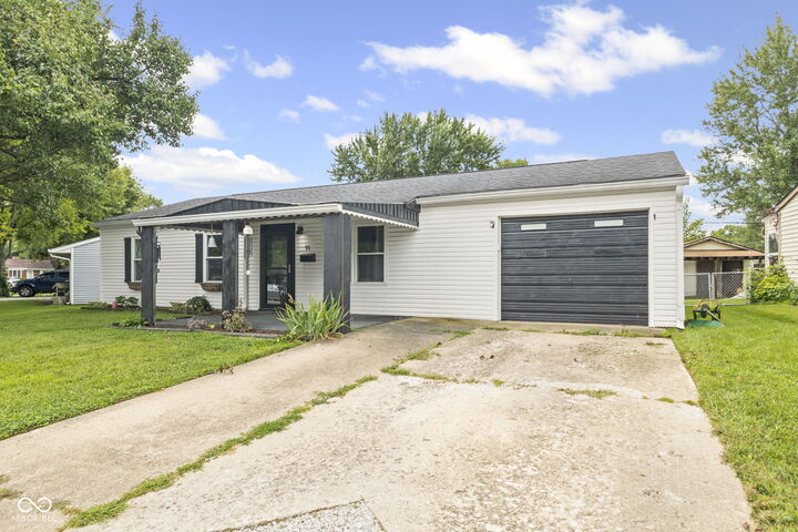 Property Photo:  91 North Drive  IN 46158 