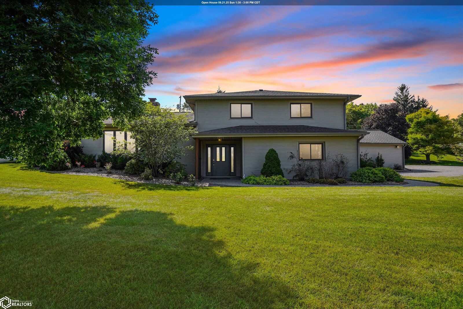 Property Photo: 2602 Ridge Road IA 50158