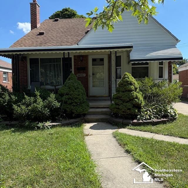 Property Photo:  9347 Chatham Avenue  MI 48101 