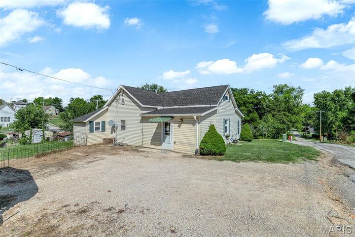 Property Photo: 500 Water Street MO 63441