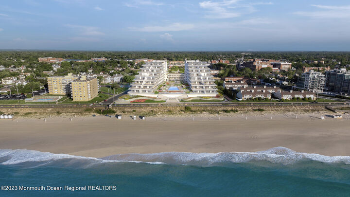 Property Photo:  392 SE Ocean Avenue 1802  NJ 07740 