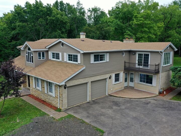 Property Photo:  349 Spring Creek Road  IL 60010 