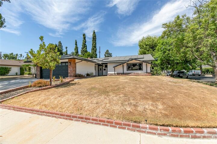 Property Photo: 16931 Itasca Street CA 91343