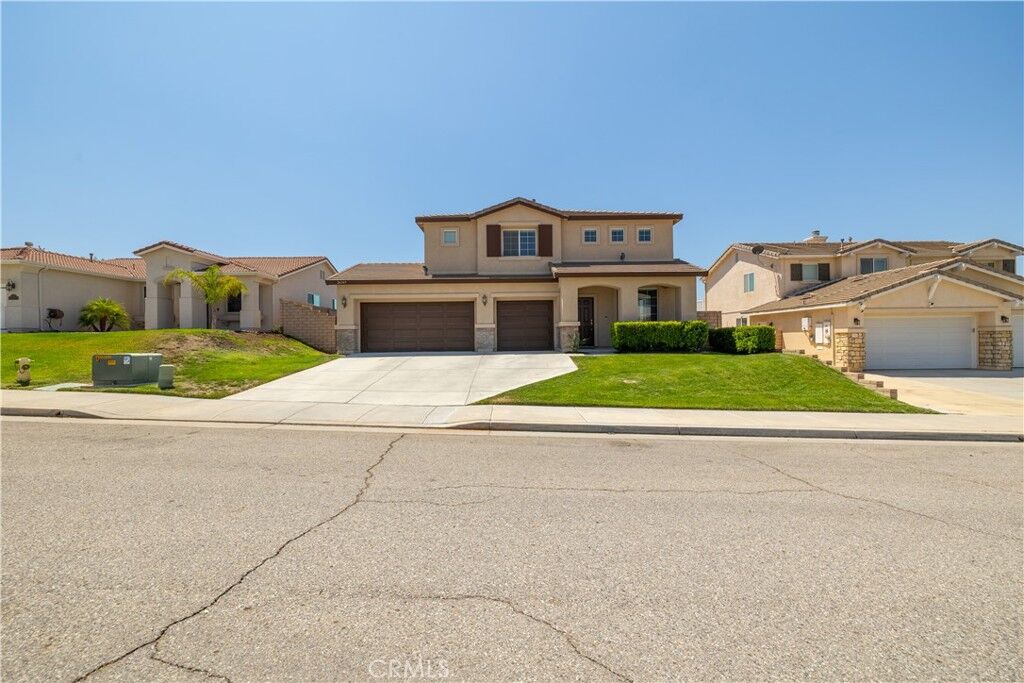 Property Photo: 26149 Sierra Sky Street CA 92584